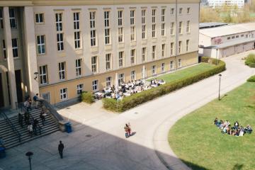 1613551727.exhibitor.nordakademie-hochschule-der-wirtschaft.jpg